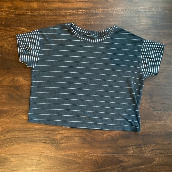 lululemon athletica Tops - Lululemon Cates Tee Short Serve Stripe Heathered Black White Modern Stripe 4